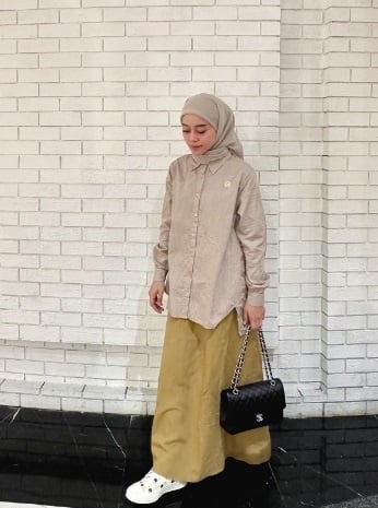 OOTD Rok Panjang ala Lesti Kejora. (Instagram/@lestikejora)