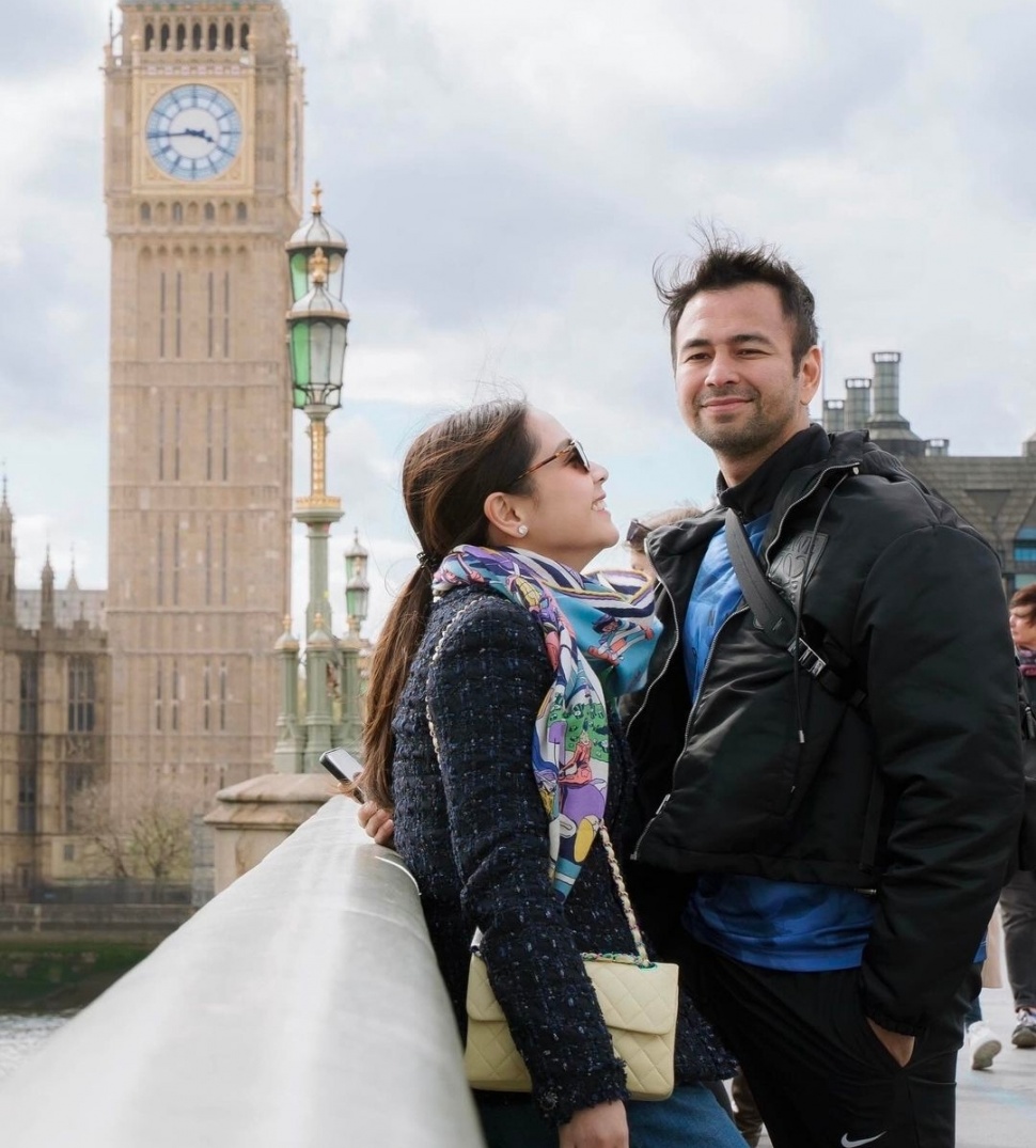 Potret Romantis Nagita Slavina dan Raffi Ahmad di London (Instagram)