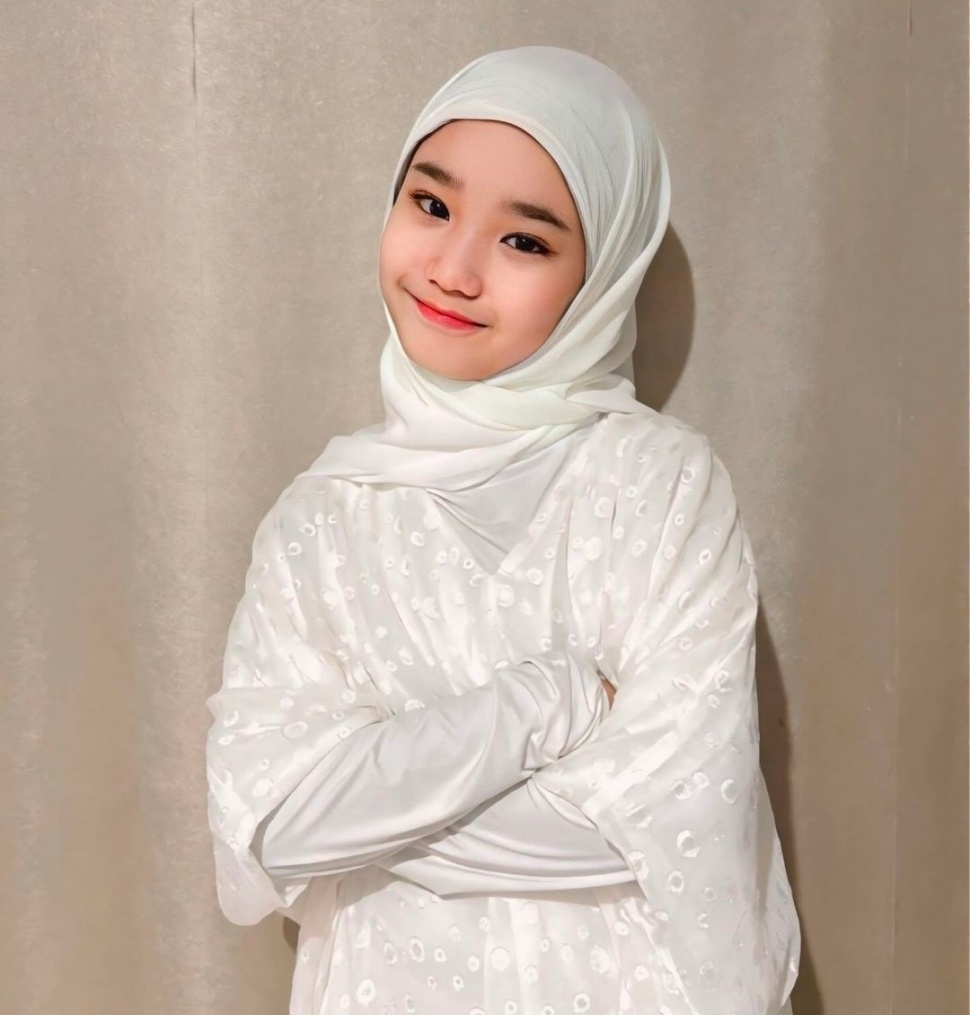 Potret Bilqis Khumairah Razak, Anak Ayu Ting Ting Kenakan Hijab (Instagram)