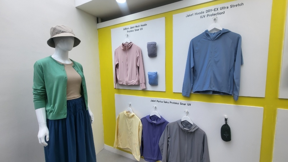 Instalasi Uniqlo Luncurkan Uniqlo UV Protection di The Crystal Senayan City, Jakarta (Suara.com/Dinda Rachmawati)