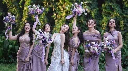 Mahalini dan bridesmaid di pernikahannya (Instagram/mahaliniraharja)