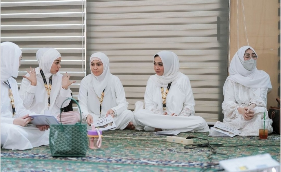 Rieta Amilia, Caca Tengker hingga Nisya Ahmad Ikuti Manasik Haji (Instagram)