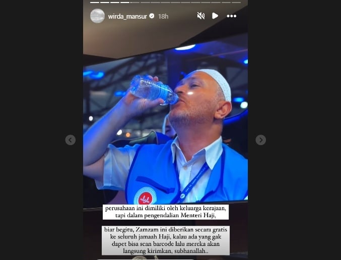 Wirda Mansur mengunjungi pabrik pengemasan air zamzam, Zamazemah Company. (Instagram)