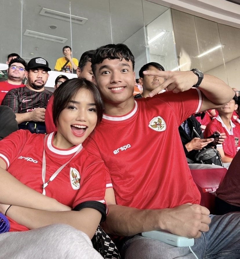 Fuji dan Fadly Faisal Nonton Timnas Indonesia. (Instagram)