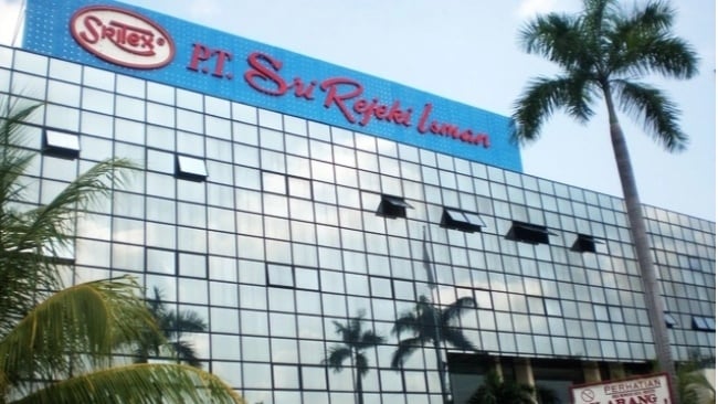 PT. Sri Rejeki Isman Tbk merupakan Perusahaan Tekstil dan Garment yang terintegrasi, terbesar di Asia Tenggara. [Bojonegorokab.go.id]