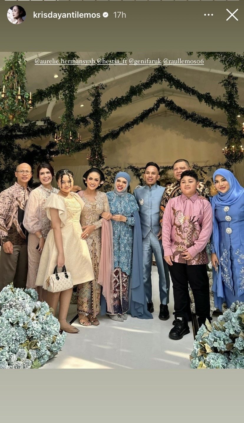 Deretan Artis yang Hadir Acara Tunangan Aaliyah Massaid dan Thariq Halilintar. (Instagram)