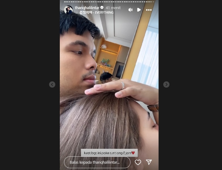 Thariq Halilintar dan Aaliyah Massaid setelah resepsi. (Instagram)