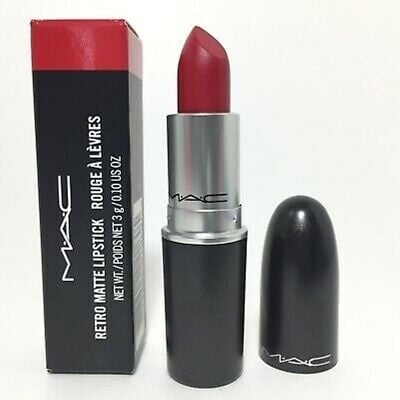 MAC Cosmetics Lipstick Matte Ruby Woo. (MAC)