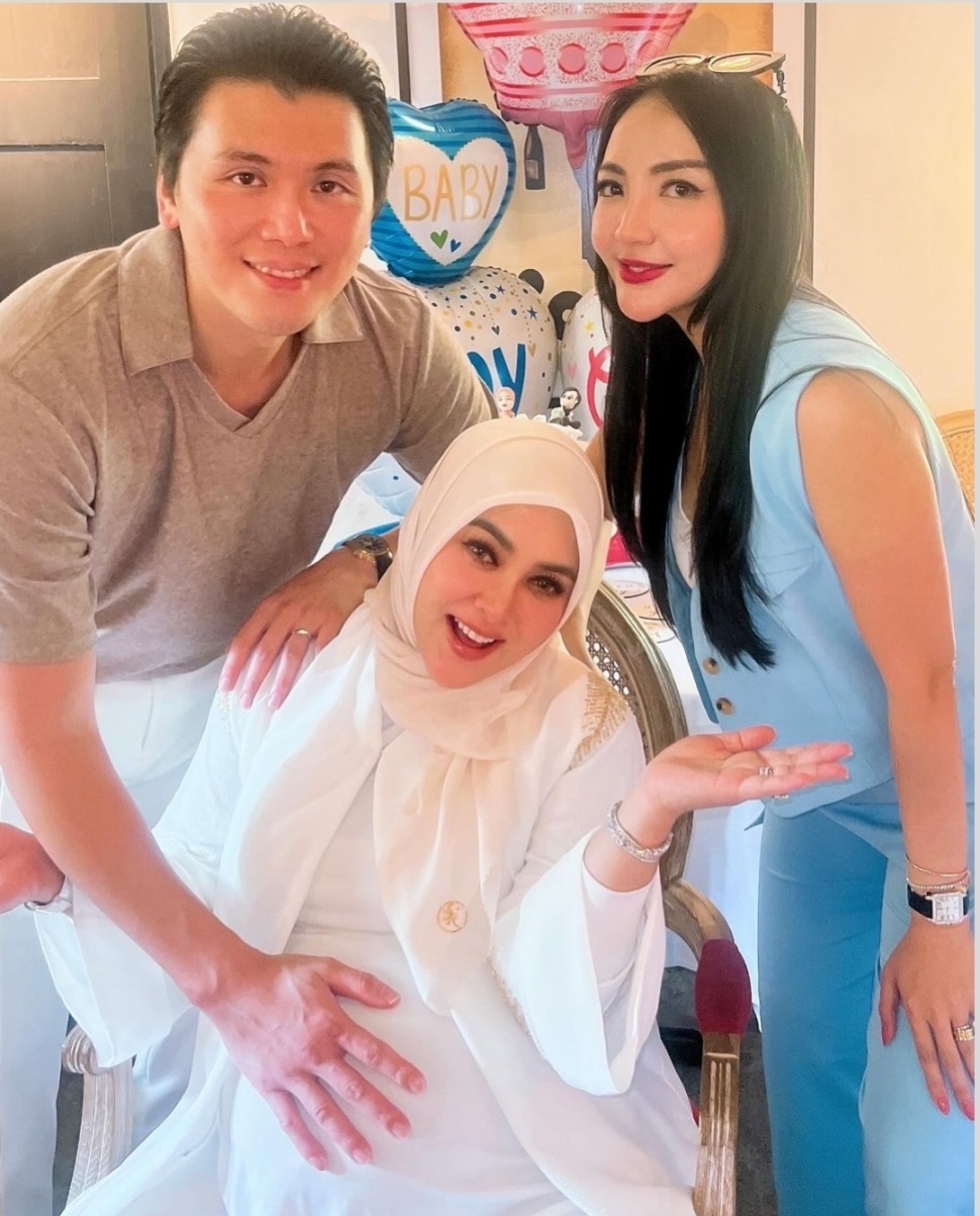 Foto Baby Shower Syahrini yang Dinilai Sederhana (Instagram)