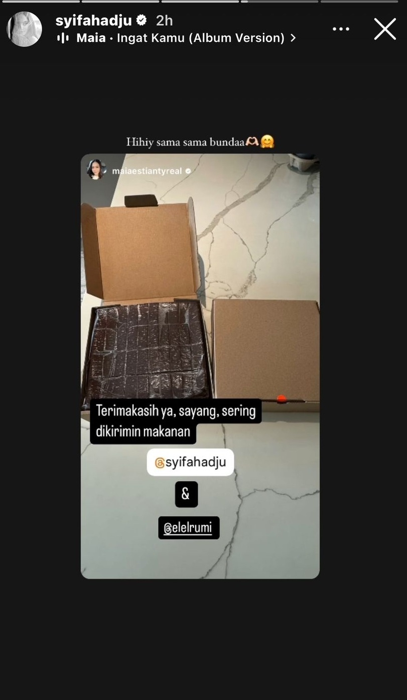 Stories Maia Estianty d-repost Syifa Hadju. 