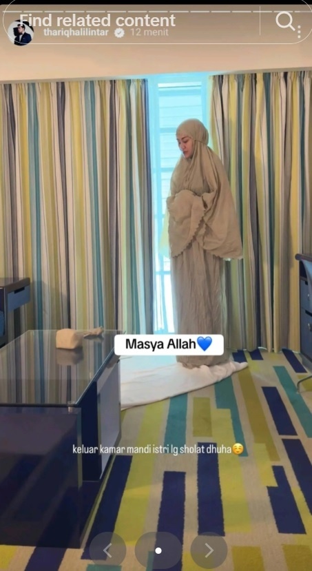 Aaliyah Massaid saat salat Dhuha [Instagram]