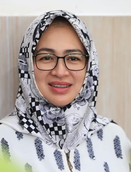 Penampilan Airin Rachmi Diany pakai hijab nan modis. [Airin Rachmi Diany/Instagram]