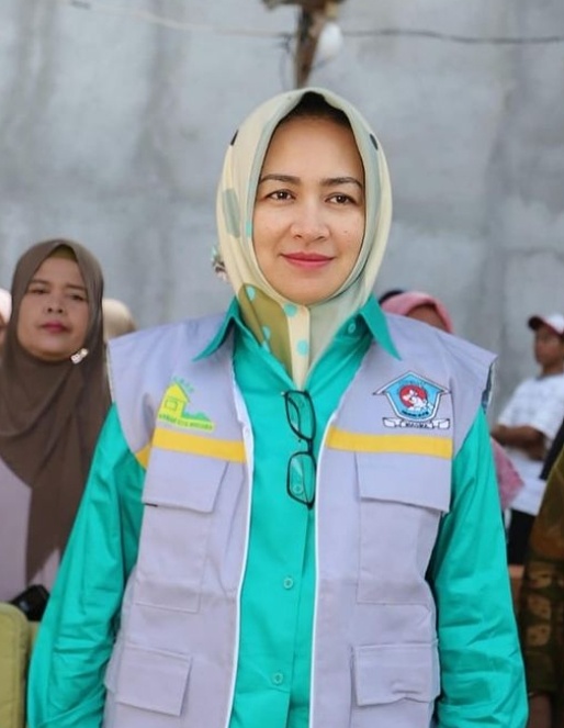 Penampilan Airin Rachmi Diany pakai hijab nan modis. [Airin Rachmi Diany/Instagram]