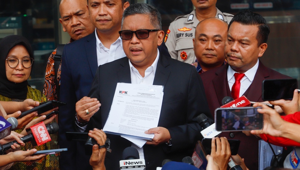 Di Balik Penetapan Hasto Kristiyanto Sebagai Tersangka: Benarkah Ada Pertarungan Jokowi vs PDIP?