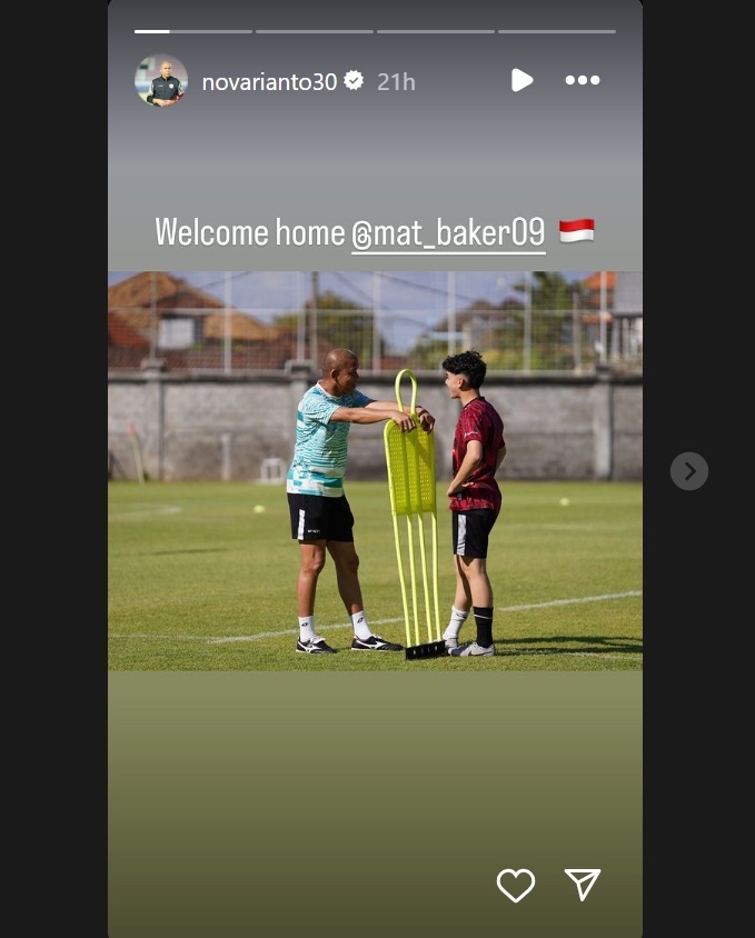 Nova Arianto sambut Matthew Baker yang sudah gabung di TC timnas Indonesia U-17. (Instagram/@novarianto30)