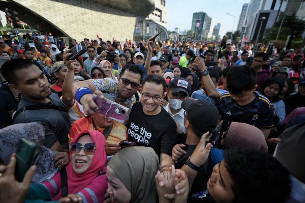 Anies Baswedan di kawasan CFD Sudirman-Thamrin, Minggu (1/9/2024). (Suara.com/Faqih)