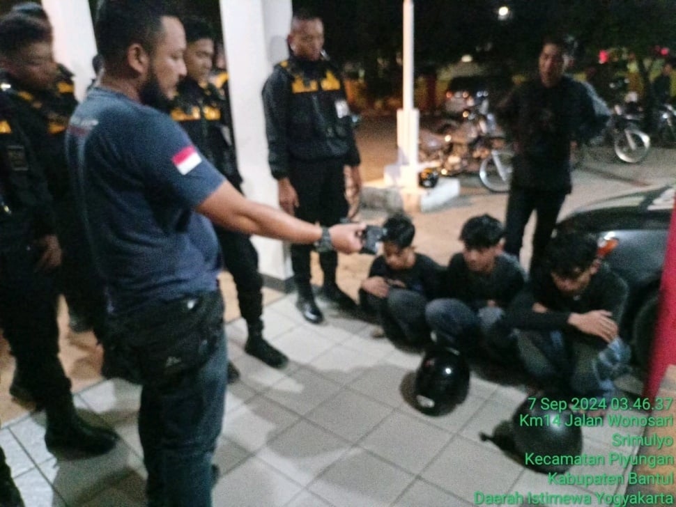 Polisi amankan tiga pemuda bawa pistol mainan, Sabtu (7/9/2024)