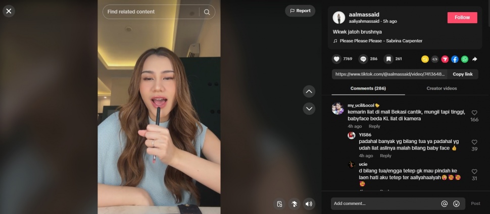 Tangkapan layar warganet mengomentari wajah asli Aaliyah Massaid. (TikTok/@aalmassaid)