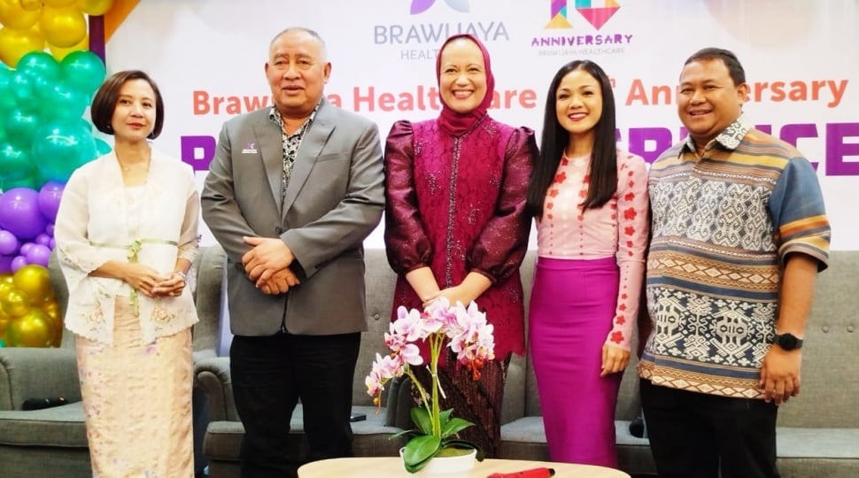 Konferensi pers perayaan HUT ke-18, Brawijaya Healthcare berttema “Melayani Sepenuh Hati, Kebanggaan Negeri” yang dihadiri oleh Dian Sunardi (Direktur Marketing & Auxiliary),  Amira Ganis (Presiden Direktur Brawijaya Healthcare), Nirina Zubir (Bintang Tamu), dan Corporate VP Human Capital Brawijaya Healthcare Arie Wibowo.