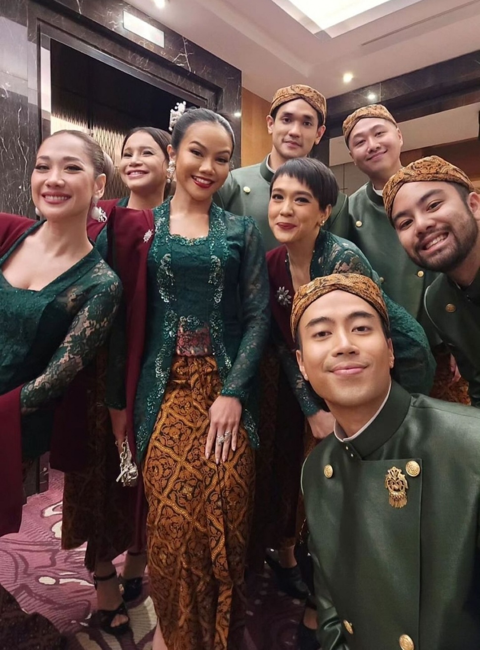 Potret Bridesmaid Nino RAN dan Dhabitannisa (Instagram)