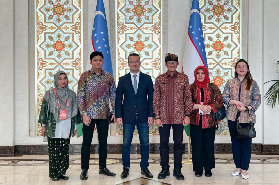 Menteri Pariwisata dan Ekonomi Kreatif/Kepala Badan Pariwisata dan Ekonomi Kreatif (Menparekraf/Kabaparekraf), Sandiaga Salahuddin Uno menghadiri acara World Conference on Creative Economy (WCCE) 2024 di Uzbekistan dan berkesempatan menjadi pembicara kunci dalam upacara pembukaan WCCE 2024, Rabu (2/10/2024). (Dok: Kemenparekraf)