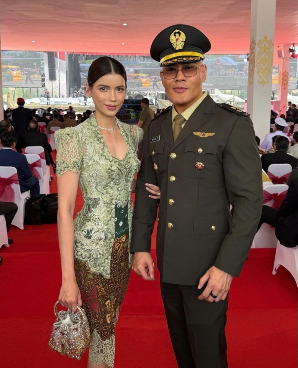 Kebaya Sabrina Chairunnisa di HUT TNI ke-79 (Instagram)