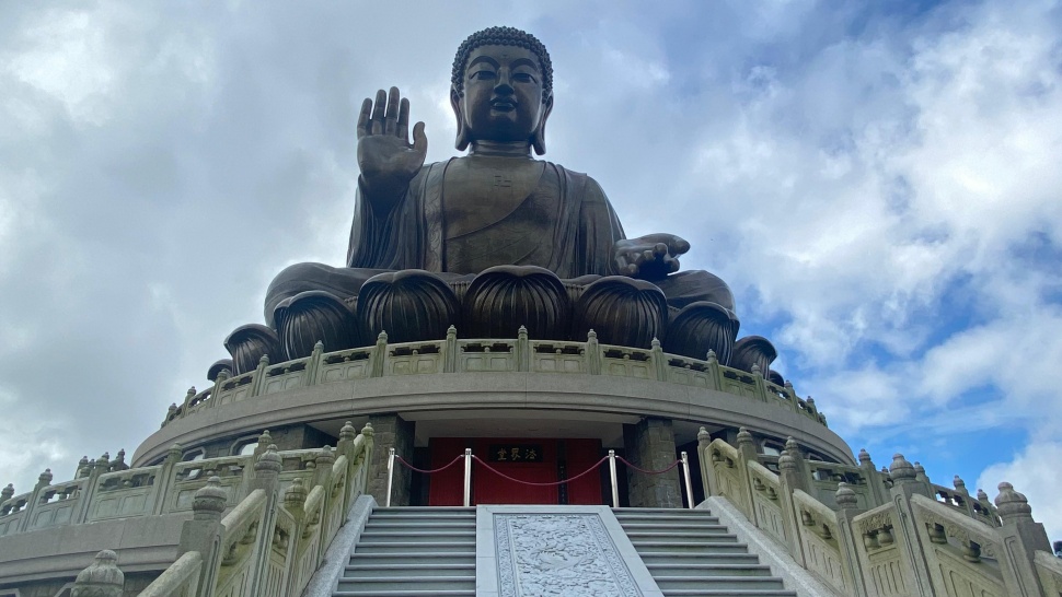 Patung Buddha Besar atau Big Buddha. (tiket.com)