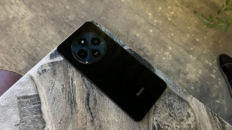 Review Redmi 14C. [Suara.com/Dicky Prastya]