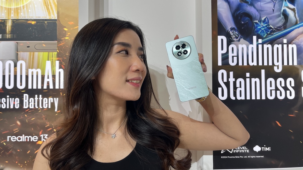 Realme 13 5G resmi meluncur ke Indonesia pada Kamis (17/10/2024). [Suara.com/Dicky Prastya]