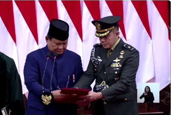 Mayor Teddy di acara Pelantikan Presiden dan Wakil Presiden 2024-2029. (YouTube)