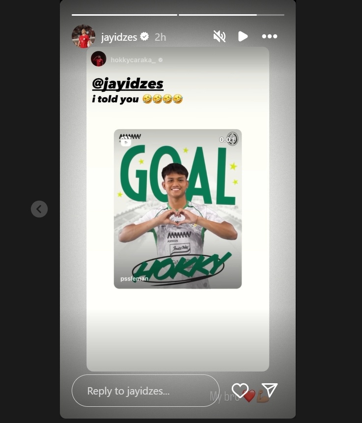 Hokky Caraka pamer cetak gol ke Jay Idzes. (Instagram/@hokkycaraka_)