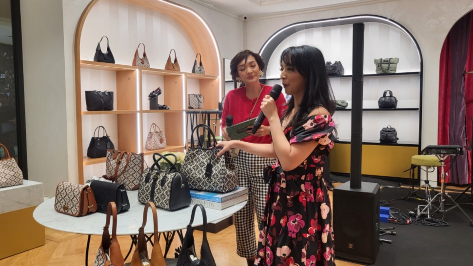 Potret Butik Kate Spade Terbaru di Grand Indonesia, Jakarta (Suara.com/Dinda Rachmawati)