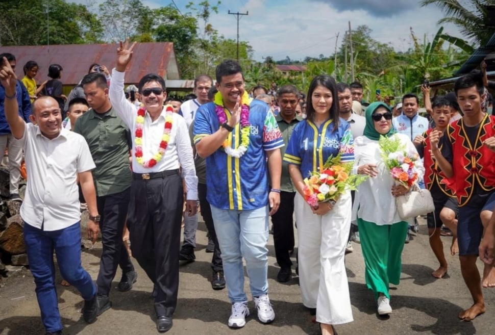 Penampilan Kahiyang Ayu Dampingi Suami Kampanye (Instagram)