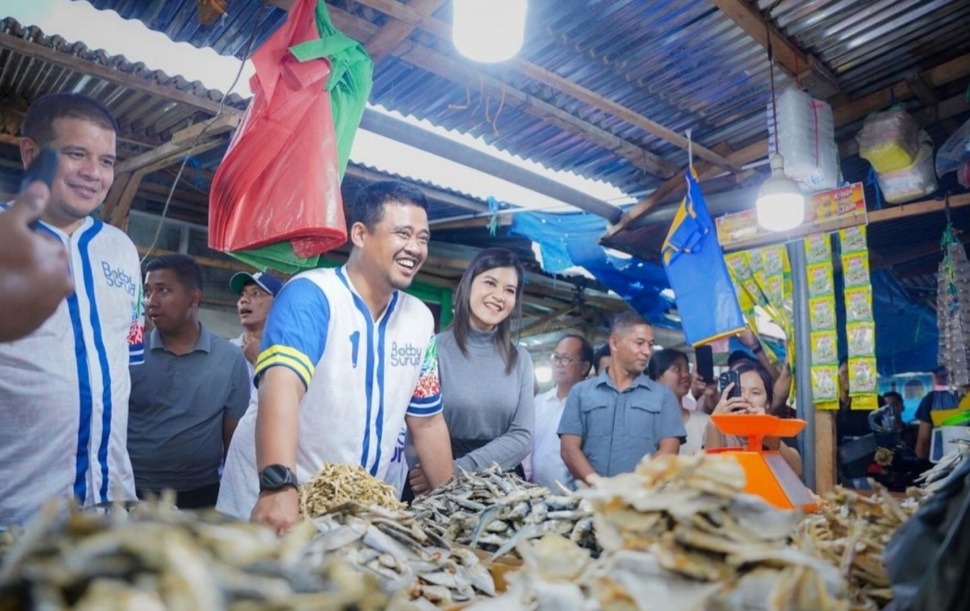 Penampilan Kahiyang Ayu Dampingi Suami Kampanye (Instagram)