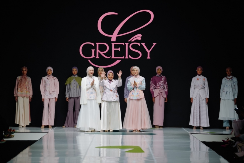 Koleksi Modest Fashion dari Greisy "Sweet Ribbon Flowers" (Dok. Istimewa)