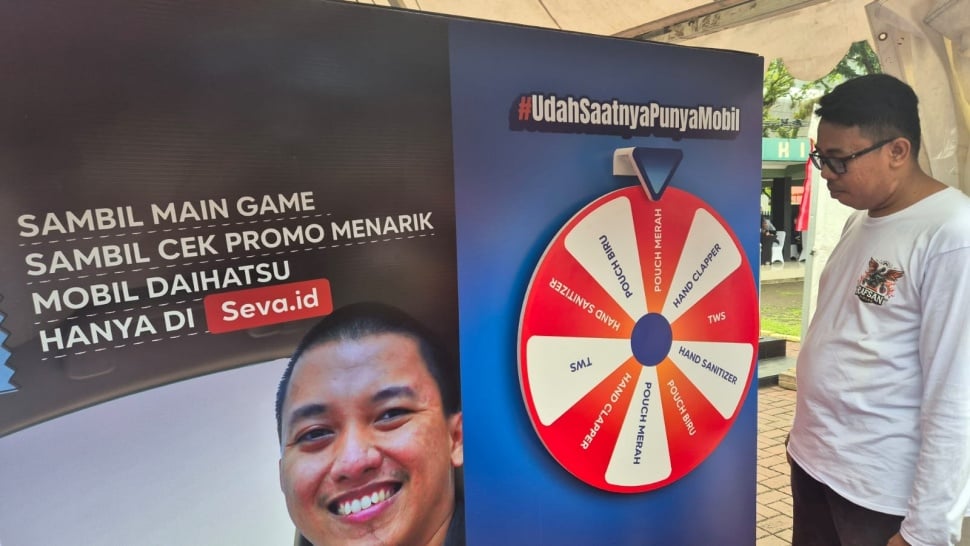 Serunya booth SEVA di Daihatsu Kumpul Sahabat Medan bertambah dengan berbagai games seru dan merchandise menarik di booth SEVA. Pengunjung pun bisa langsung membawa pulang hadiah yang ditawarkan. [Ist]