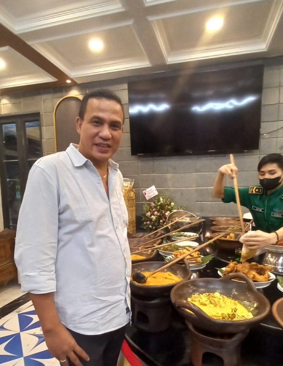 Moch. Yunaldie, owner Nasi Kapau Pangeran Mudo (suara.com/vania)