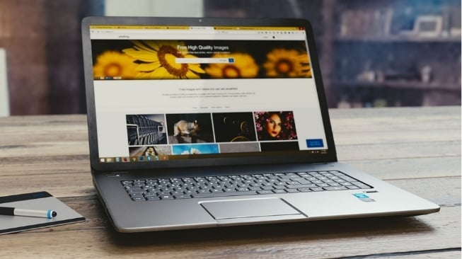 Ilustrasi laptop. [Pixabay]