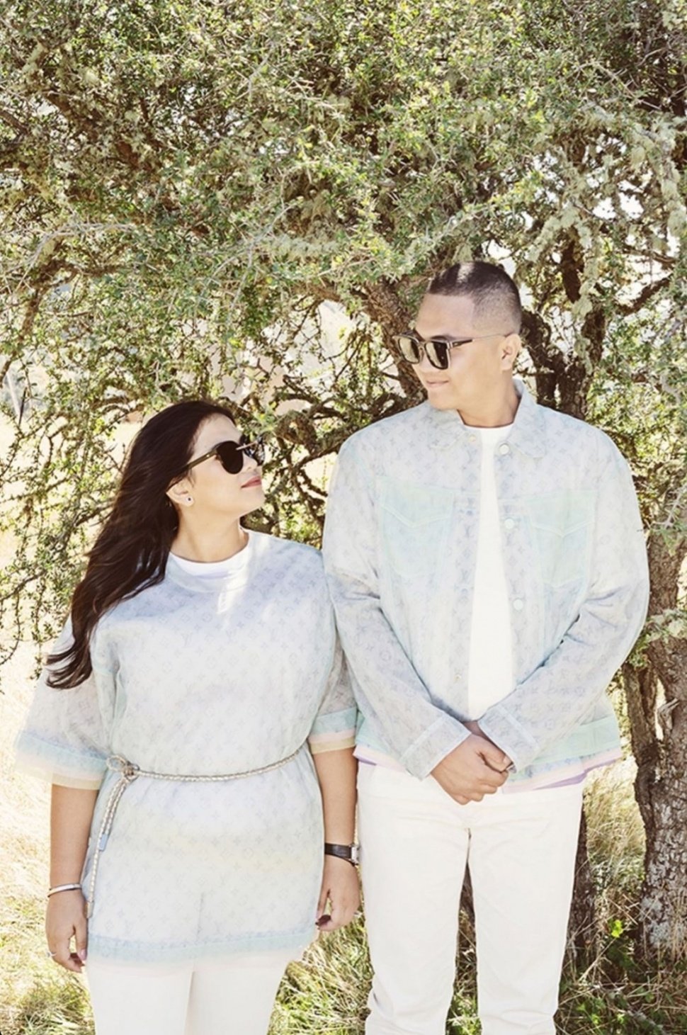 Potret Prewedding Liana Jhonlin dan Putra Rizky yang Serba Louis Vuitton (Instagram)