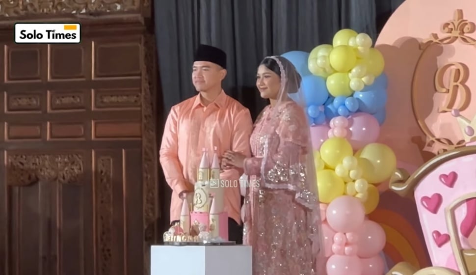 Momen Kaesang Pangarep dan Erina Gudono Gelar Akikah Bebingah (YouTube/Solo Times)