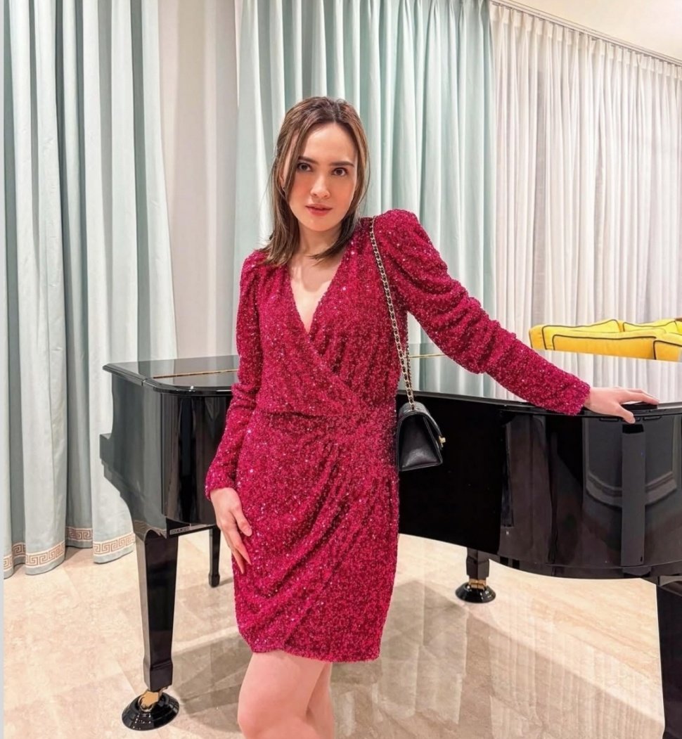 Inspirasi Outfit Tahun Baru Shandy Aulia (Instagram)