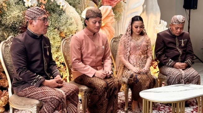 Mahalini dan Rizky Febian gelar tasyakuran 7 bulan (Instagram/nindypricilia)