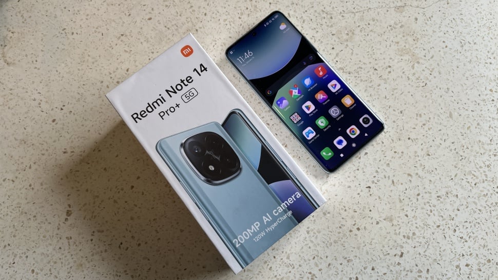 Redmi Note 14 Pro+ 5G yang resmi diluncurkan Xiaomi ke Indonesia pada Jumat (24/1/2025). [Suara.com/Dicky Prastya]