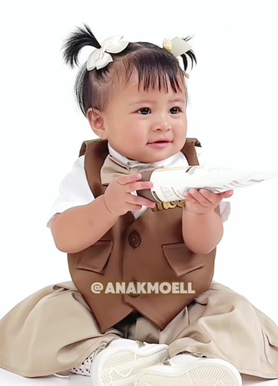 Belum Genap Setahun, Baby Lily Sudah Jadi Model Endorsement (Instagram/@chevirgo)