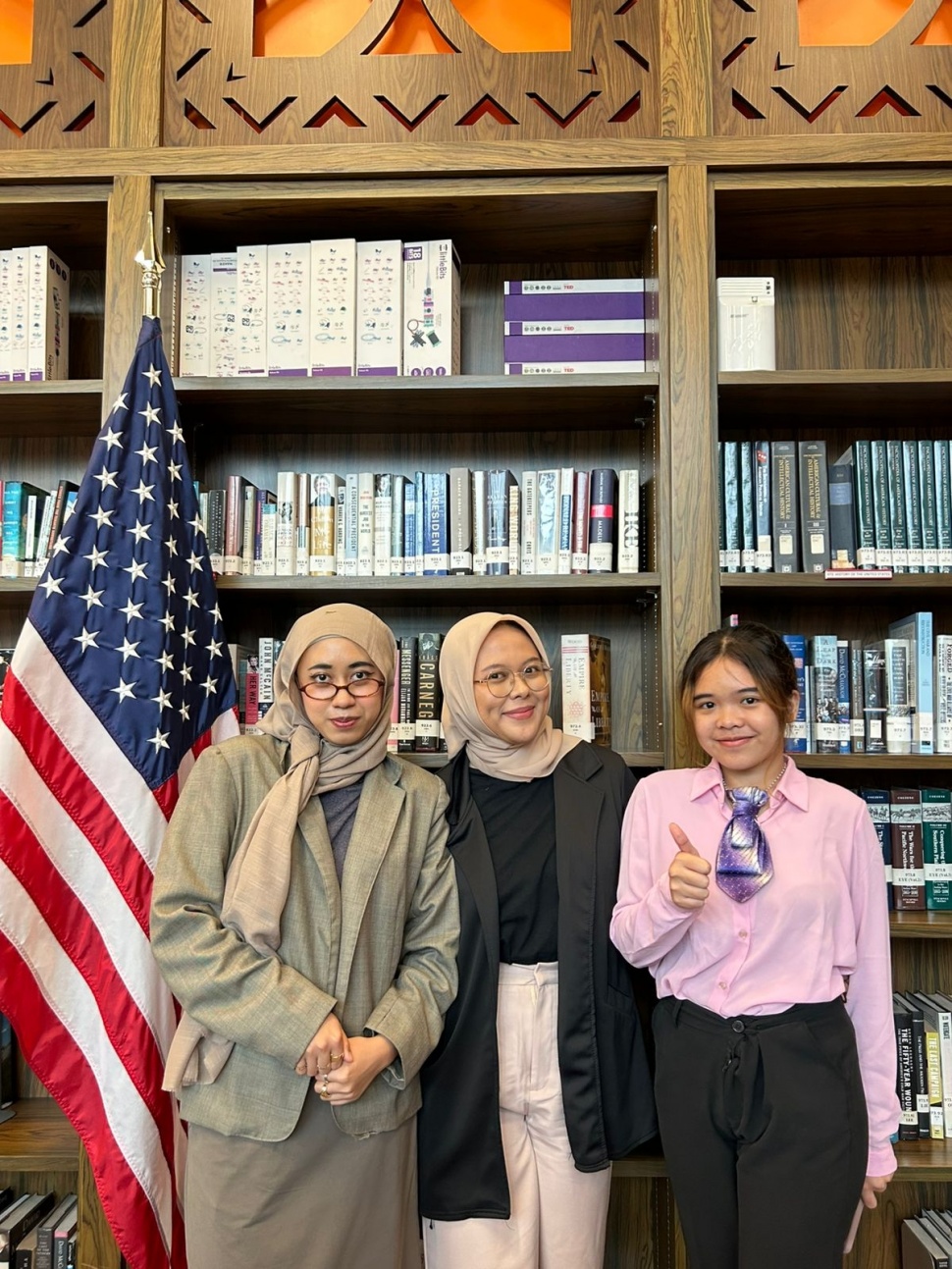 Tiga Mahasiswa UPN “Veteran” Jakarta Menjadi Ambassador Youth Diplomacy Academy. (Dok.U.S Embassy Jakarta)