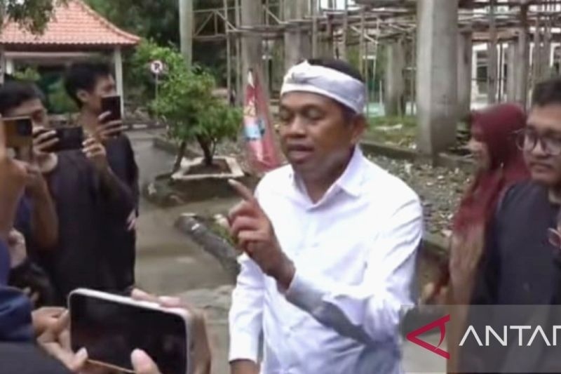 Gubernur Jawa Barat terpilih Dedi Mulyadi. ANTARA/Ali Khumaini