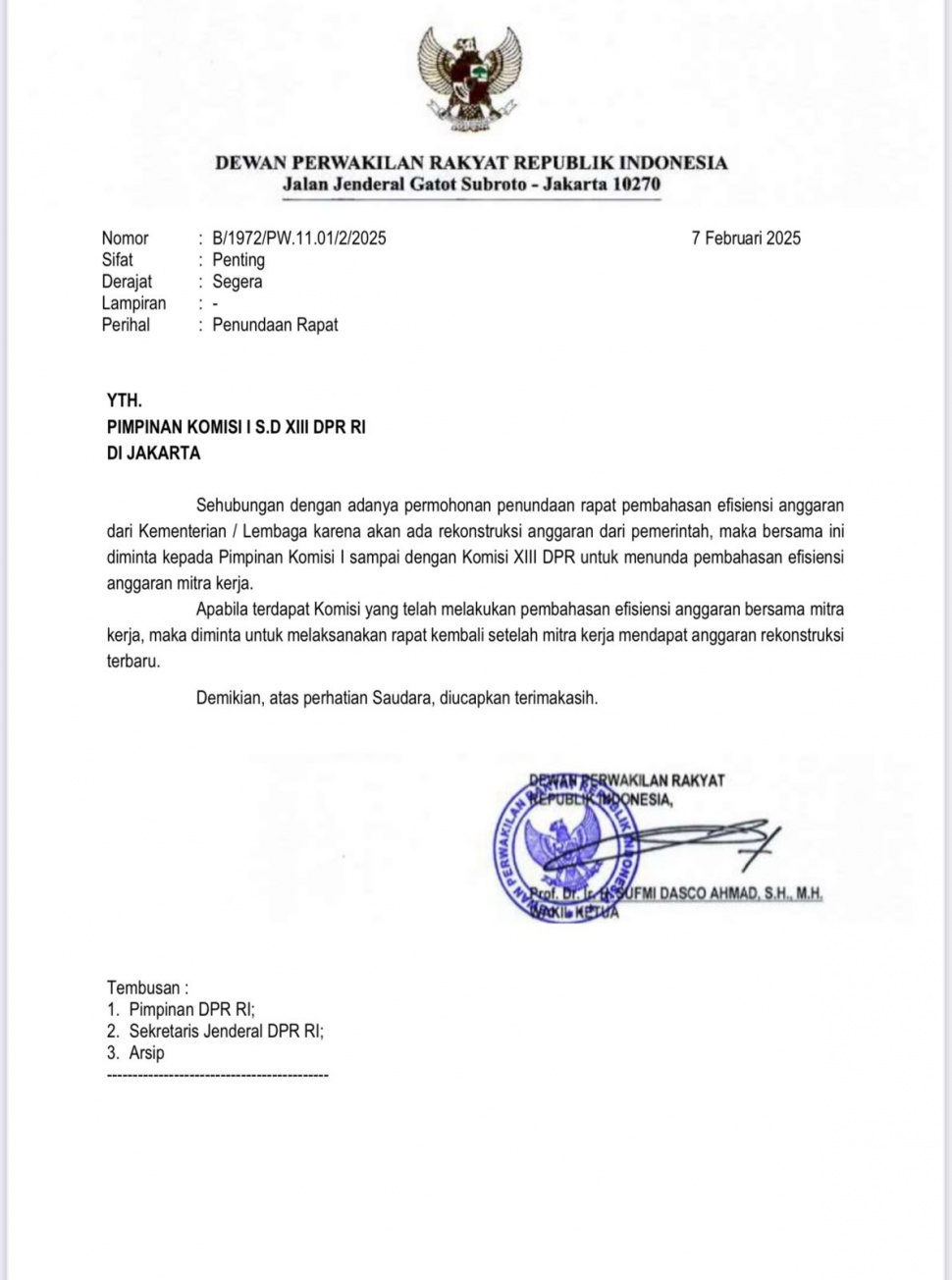 Surat Edaran penundaan rapat pembahasan anggaran kementerian. [Dok]