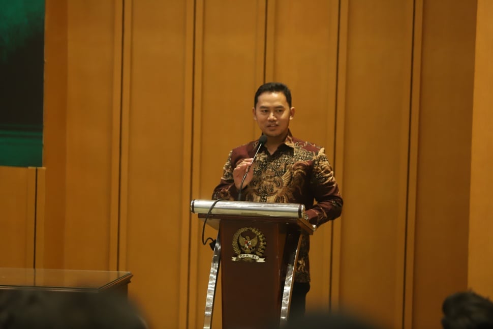 Ketua Koordinatoriat Wartawan Parlemen (KWP), Ariawan, dalam seminar nasional dengan tajuk 'Transformasi BUMN Menjadi Pilar Fundamental Perekonomian Nasional', Kamis (13/2/2025).