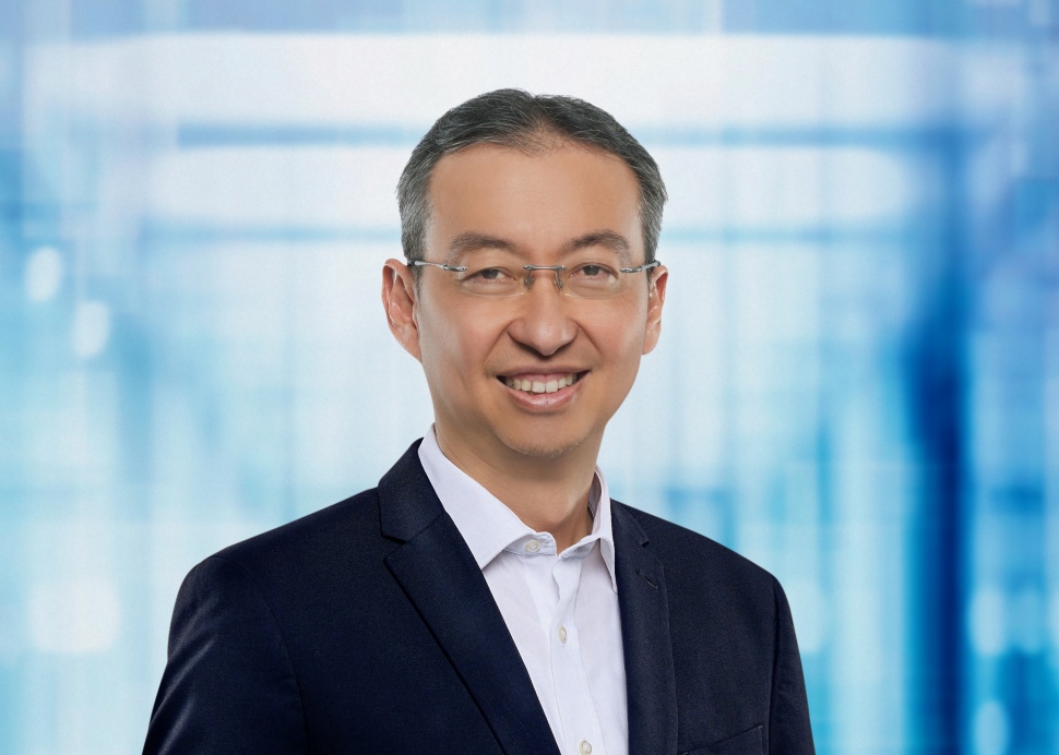 Hendra Lembong, Wakil Presiden Direktur PT Bank Central Asia Tbk (BCA), menjadi kandidat kuat untuk menggantikan Jahja Setiaatmadja sebagai Presiden Direktur bank swasta terbesar di Indonesia tersebut. (Foto BCA).