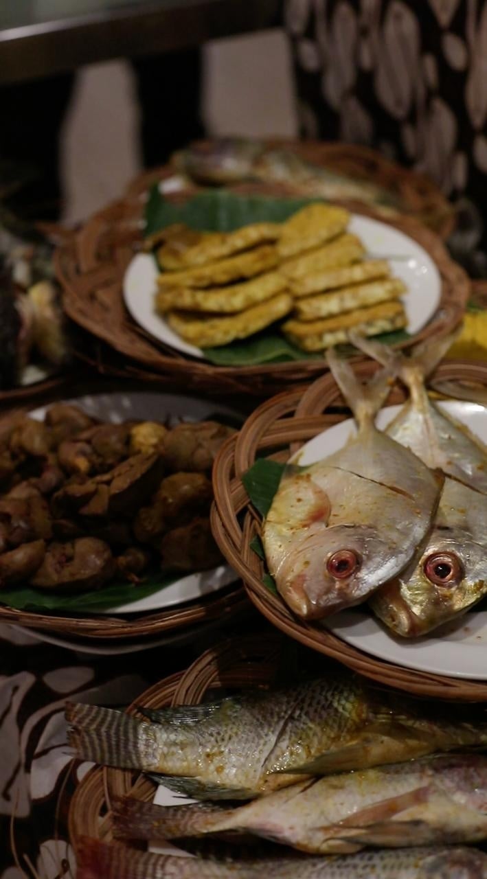 Aneka masakan Sunda. (dok. All Sedayu Hotel Kelapa Gading)